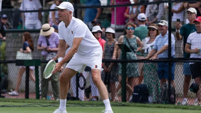 "Lelucon terbesar yang pernah saya tonton di tenis profesional": Reaksi keras setelah debut pro miliarder Bill Ackman