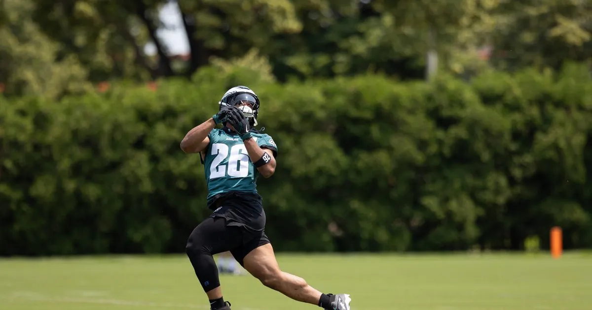 Pratinjau kamp pelatihan Eagles 2025: Pemain belakang