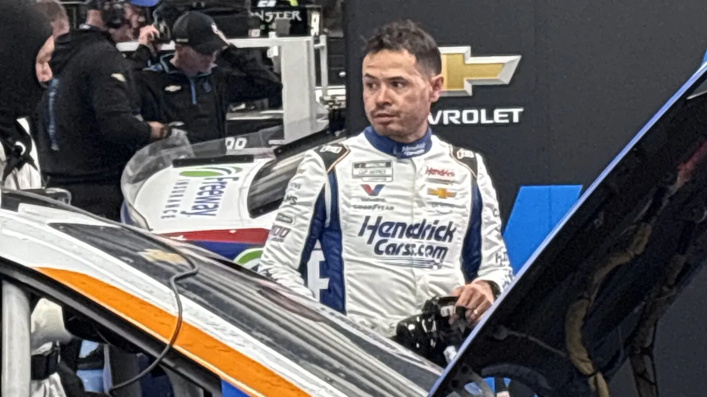 Hari Kyle Larson Berakhir Tragis, Mungkin Menandai Akhir dari Indy 500/Coke 600 Ganda