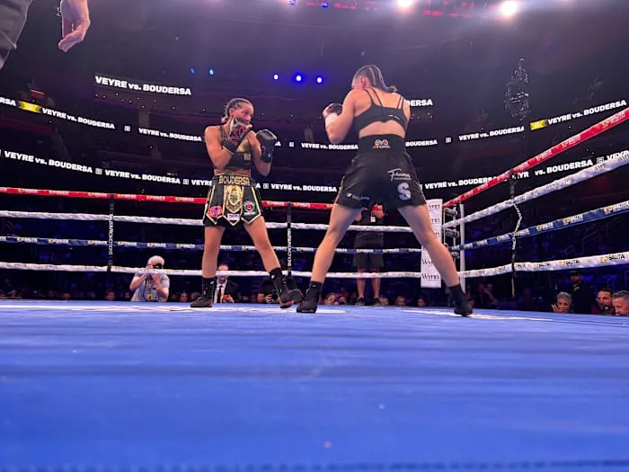 Kabar Terkini: Pertarungan Claressa Shields vs. Lani Daniels di Detroit