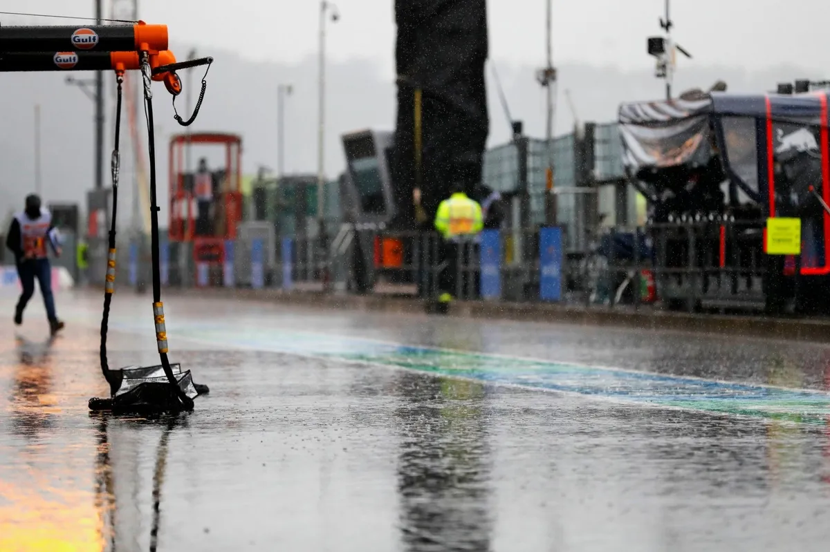 Hujan di GP Belgia F1 Bisa Merusak Eksperimen Strategi Pirelli
