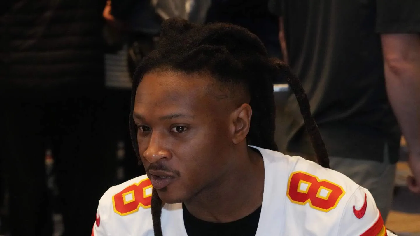 Lamar Jackson Ingin Melempar Banyak TD ke DeAndre Hopkins