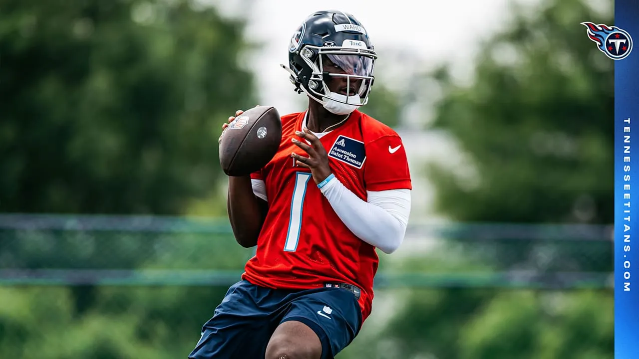 Titans Kontrak Rookie QB Cam Ward