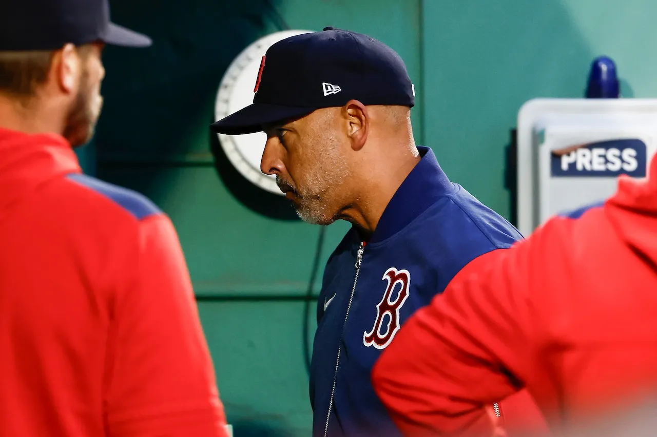 Alex Cora, Umpire Jelaskan Pengusiran Walker Buehler yang 'Sangat Agresif' dalam Kemenangan Red Sox